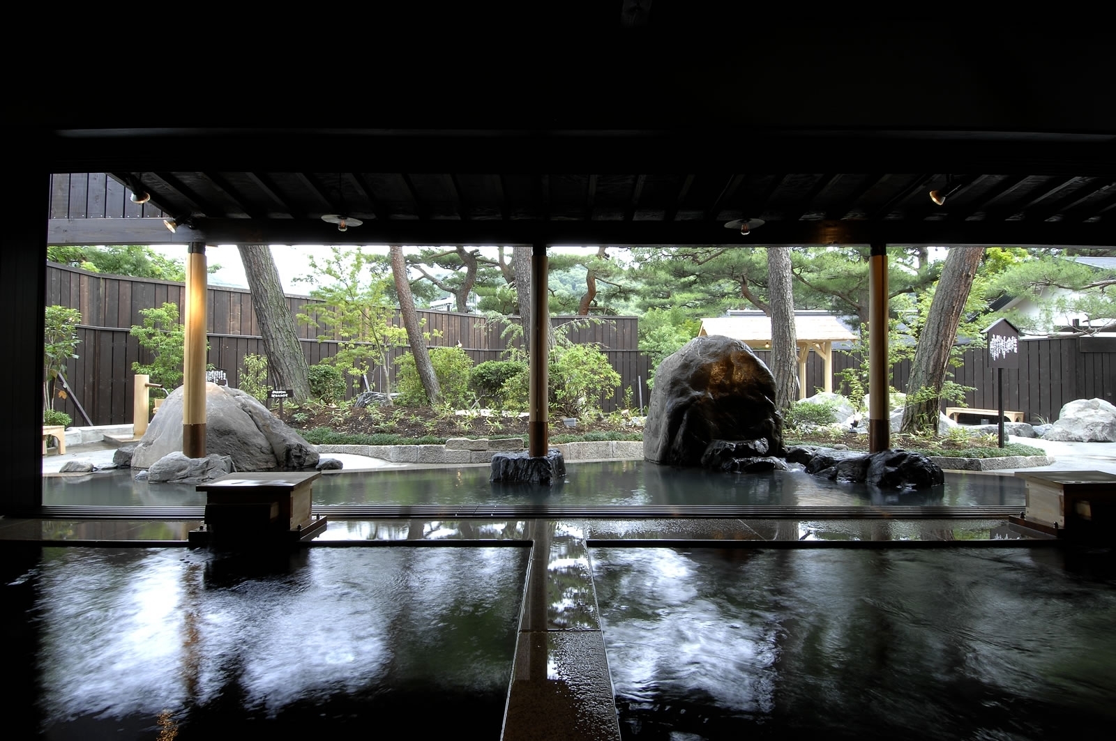 上方温泉一休 京都本館 - ひとやすみできるまち京田辺